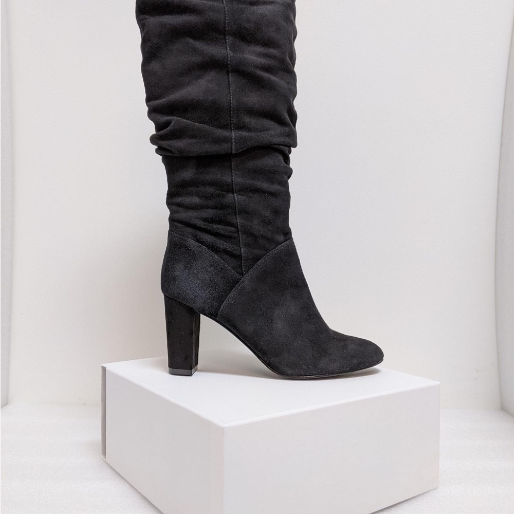 Never worn Nine West boots